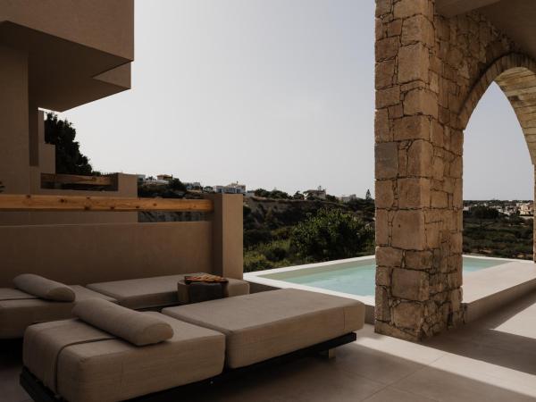 Momi Slow Living Hotel : photo 2 de la chambre tholos private pool