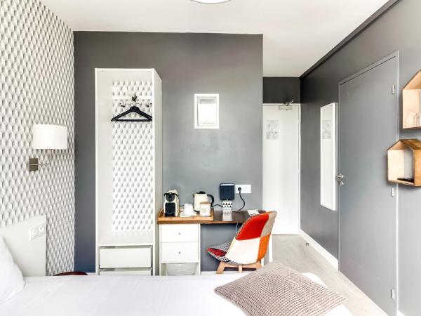 Brit Hotel Saint-Nazaire Centre : photo 4 de la chambre chambres communicantes