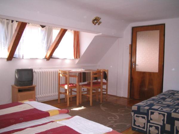 Burg Eger : photo 1 de la chambre chambre familiale avec salle de bains