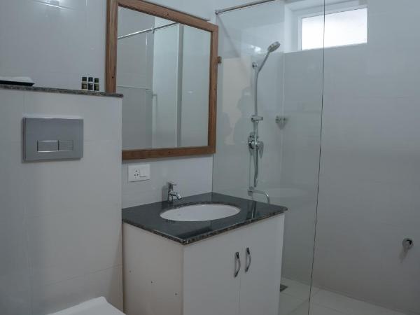 Daffodils Luxury Airport Suites : photo 7 de la chambre suite