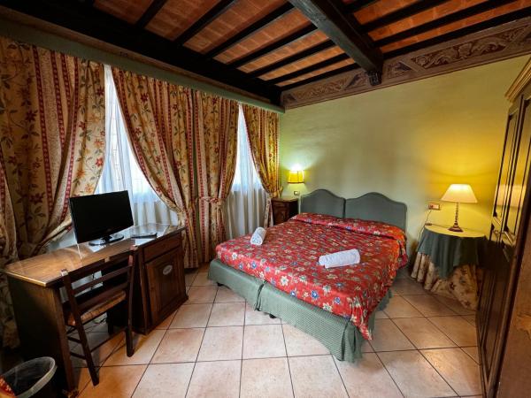 Villa Le Camelie Siena : photo 5 de la chambre chambre double