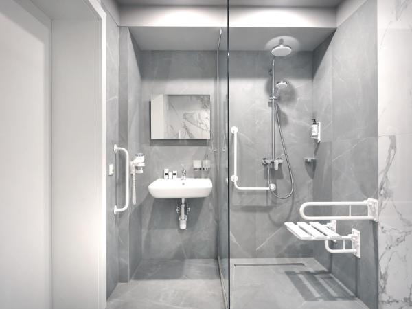 Hotel Park 17 : photo 6 de la chambre chambre lit queen-size - accessible aux personnes à mobilité réduite