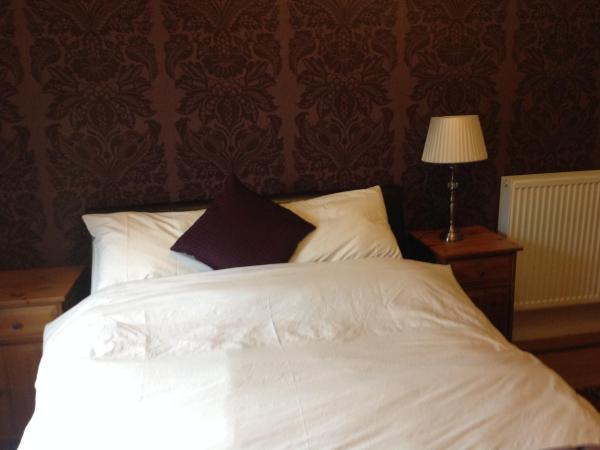 Hannahs Guesthouse : photo 5 de la chambre chambre double avec salle de bains commune