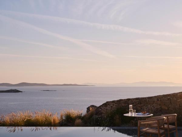 Deos Mykonos - A Myconian Collection Hotel : photo 5 de la chambre omega two bedroom residence with private pool & sea view