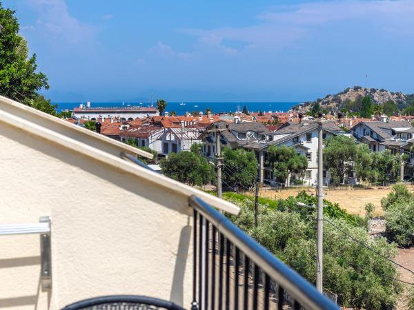 LESLION HOTEL TURUNC : photo 3 de la chambre chambre double deluxe avec balcon