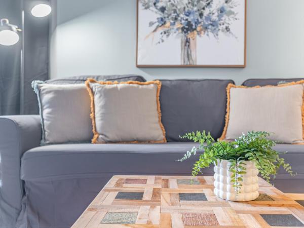 EXECUTIVE 1 PLUS DEN CONDO, Parking : photo 8 de la chambre appartement 1 chambre