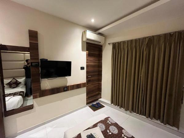 Hotel Shahi Darbar : photo 2 de la chambre chambre double deluxe