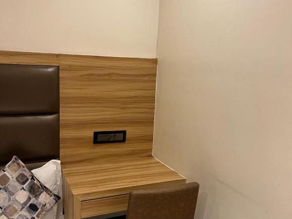 Hotel Shahi Darbar : photo 10 de la chambre chambre triple deluxe