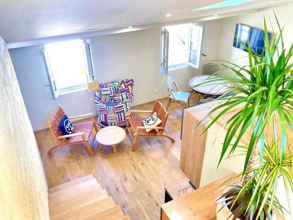 Le Petit Avignon - chambres & appartement à deux pas du Pont d'Avignon et du Palais des Papes : photo 6 de la chambre appartement en duplex