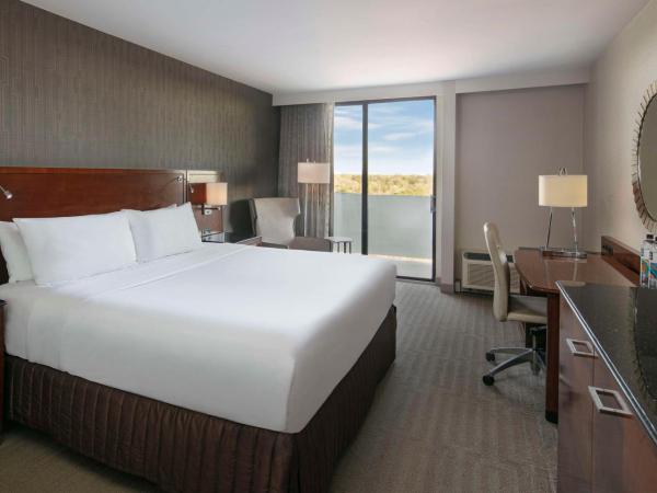 Sonesta Charlotte Lower South End : photo 2 de la chambre chambre lit king-size exécutive