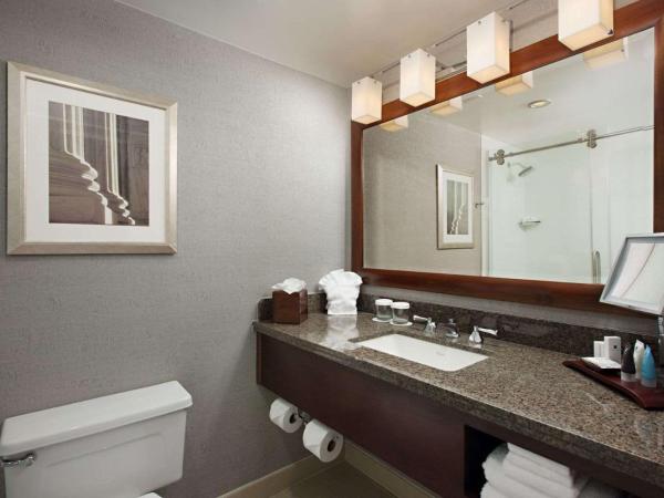 Sonesta Charlotte Lower South End : photo 5 de la chambre chambre lit king-size exécutive