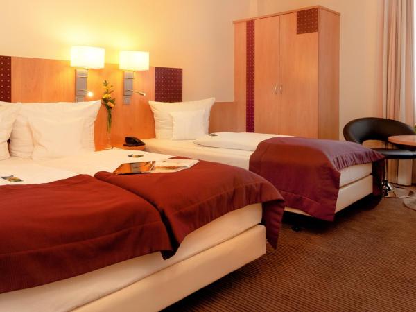 Hotel Scala Frankfurt City Centre : photo 2 de la chambre chambre triple