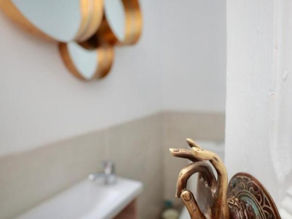 ThePlacetoBe B&B : photo 10 de la chambre chambre simple avec salle de bains commune