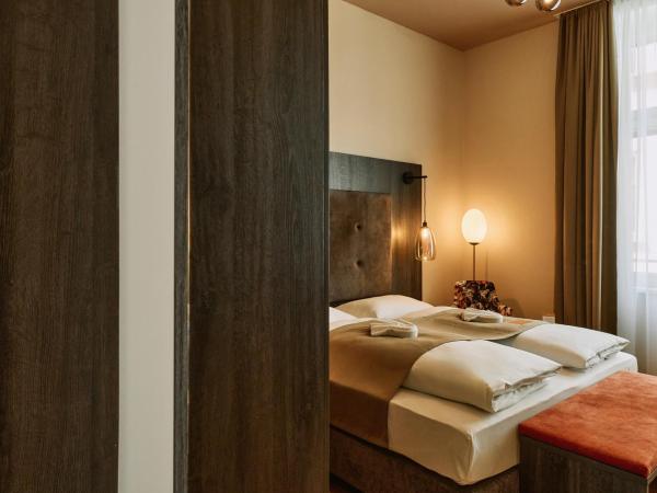 Urban Rooms Rathaus - Self Check-In : photo 1 de la chambre chambre double