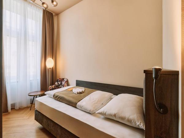 Urban Rooms Rathaus - Self Check-In : photo 3 de la chambre chambre simple supérieure