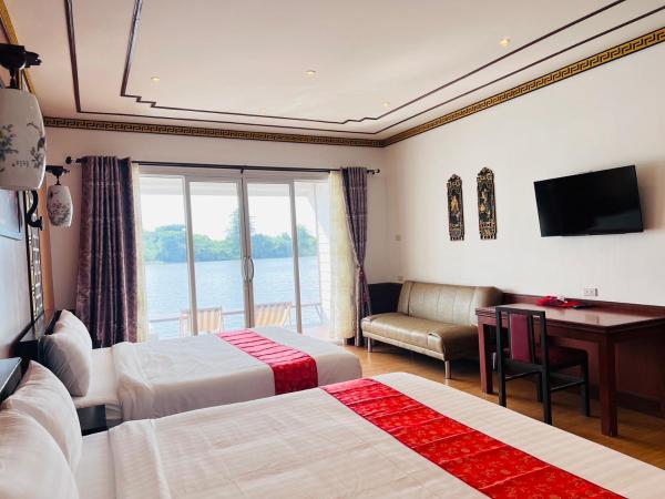 Kasem Island Resort : photo 10 de la chambre chambre lit king-size avec balcon