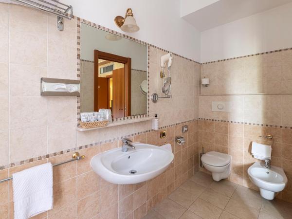 Boutique Hotel Dieci : photo 1 de la chambre chambre double avec balcon