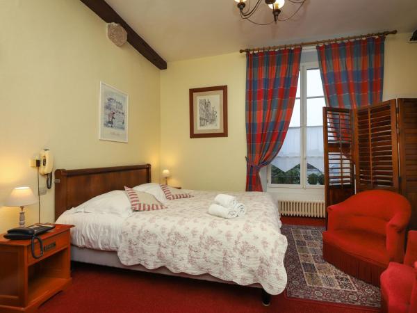 Logis Cote Loire - Auberge Ligerienne : photo 3 de la chambre chambre double ou lits jumeaux supérieure