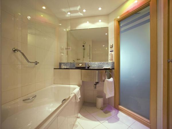 Holiday Inn Express Málaga Airport, an IHG Hotel : photo 5 de la chambre chambre lits jumeaux standard