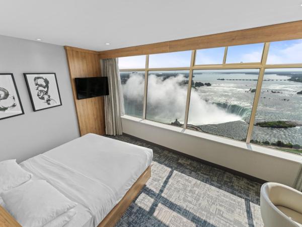 Tower Hotel at Fallsview : photo 2 de la chambre tower king fallsview room