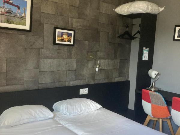 Brit Hotel Saint-Nazaire Centre : photo 2 de la chambre chambre lits jumeaux