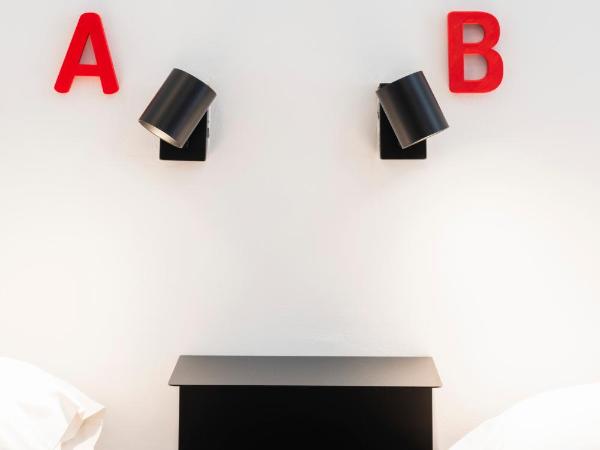 Home Youth Hostel by Feetup Hostels : photo 2 de la chambre lit simple dans dortoir mixte de 4 lits