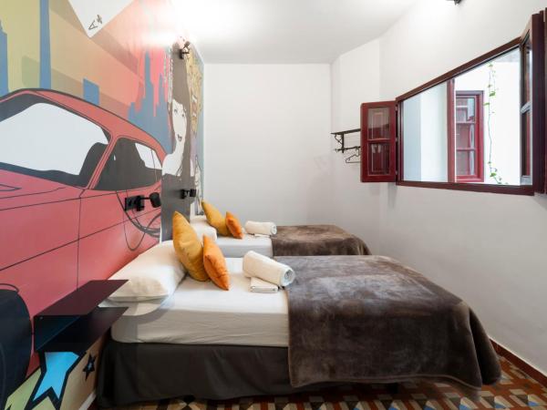 Home Youth Hostel by Feetup Hostels : photo 4 de la chambre chambre lits jumeaux