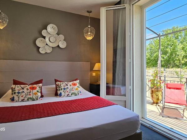 Brit Hotel Acacias : photo 1 de la chambre chambre double club avec terrasse (19 m²)