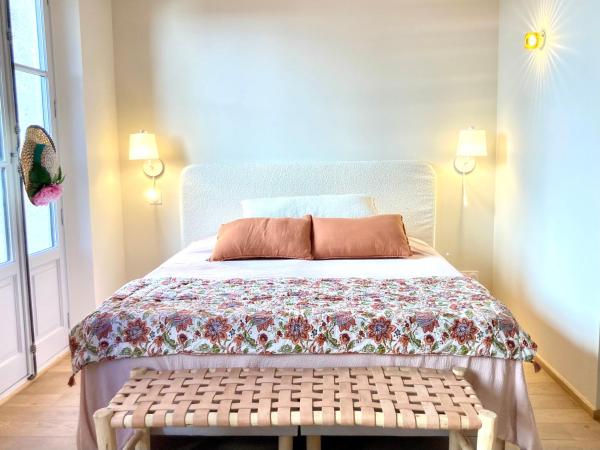 Le Petit Avignon - chambres & appartement à deux pas du Pont d'Avignon et du Palais des Papes : photo 6 de la chambre chambre double supérieure