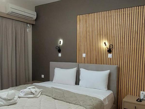 Semiramis : photo 4 de la chambre chambre double deluxe - vue latérale sur mer