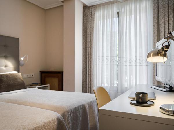 Hotel Eurowest : photo 2 de la chambre chambre triple