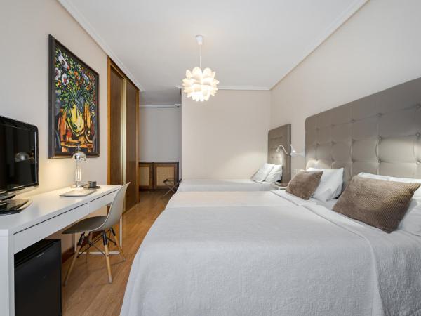 Hotel Eurowest : photo 6 de la chambre chambre triple