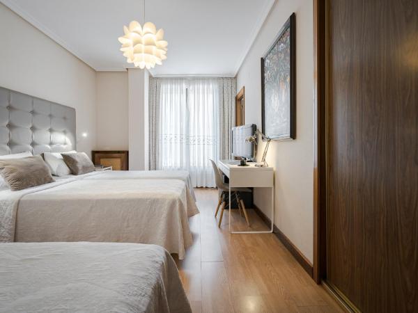 Hotel Eurowest : photo 1 de la chambre chambre triple