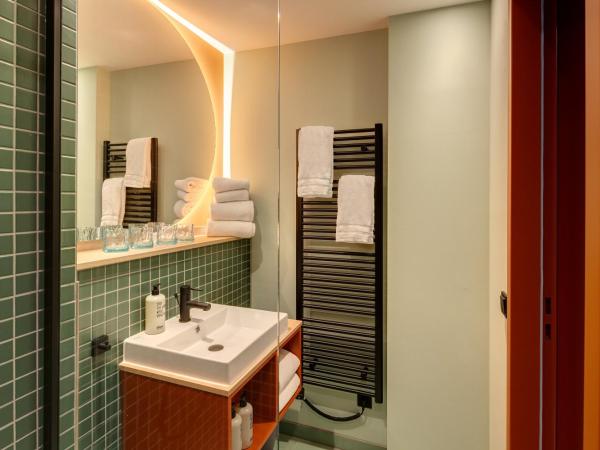 DEIN APART München : photo 8 de la chambre chambre quadruple premium
