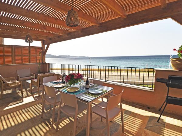 Résidence Saint-Jean : photo 1 de la chambre two-bedroom apartment - first floor with sea view and terrace and pergola