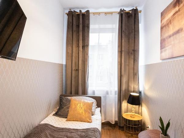 ClickTheFlat Żurawia Street Apart Rooms : photo 1 de la chambre chambre simple