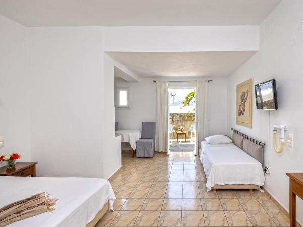Marisso Hotel : photo 3 de la chambre chambre triple - vue sur jardin