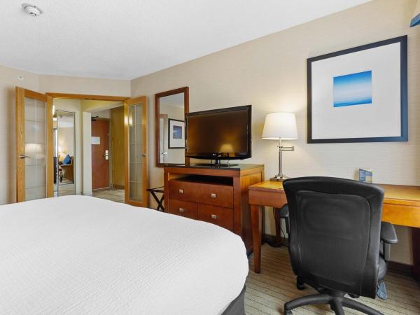 Sandman Hotel & Suites London Downtown : photo 2 de la chambre suite lit king-size exécutive