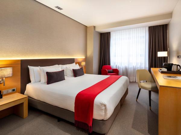 The Artist Grand Hotel of Art : photo 1 de la chambre  chambre double ou lits jumeaux supérieure - vue sur ville