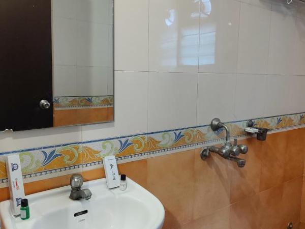 Hotel Krrish Inn - Ameerpet, Hyderabad : photo 3 de la chambre chambre lits jumeaux supérieure