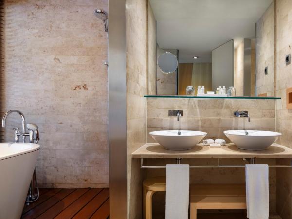 The Artist Grand Hotel of Art : photo 4 de la chambre chambre double ou lits jumeaux premium - vue sur musée guggenheim