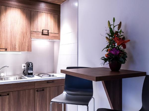 Astra Vevey Hotel & Restaurant : photo 7 de la chambre studio