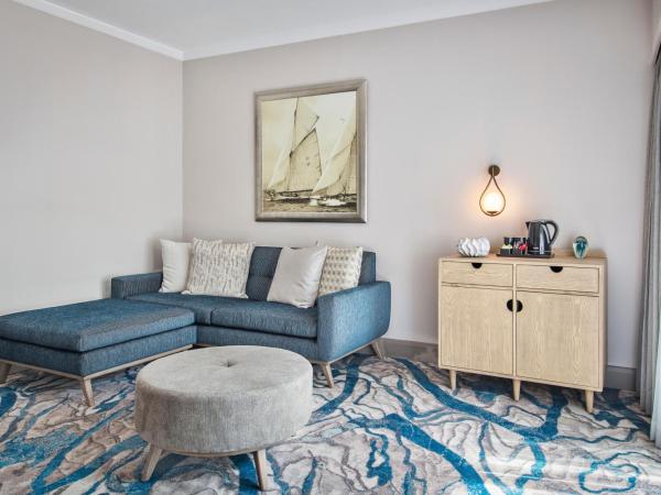 Le Suffren Hotel & Marina : photo 3 de la chambre suite junior