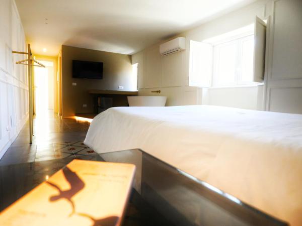 Teatro Suites Rooms : photo 1 de la chambre suite avec jacuzzi