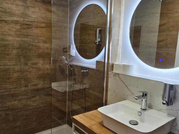 Hotel Villa Sophia : photo 7 de la chambre chambre quadruple