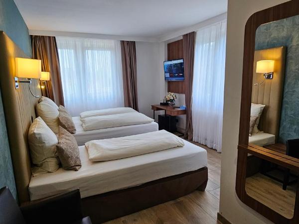 Hotel Villa Sophia : photo 3 de la chambre chambre triple