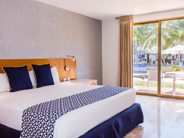Plaza Pelicanos Club Beach Resort All Inclusive : photo 3 de la chambre chambre lit king-size supérieure