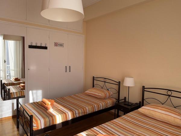 Petaluda House 5 : photo 3 de la chambre chambre lits jumeaux avec salle de bains commune