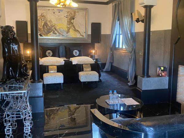 Villa Mano : photo 2 de la chambre suite noire