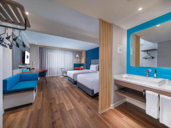 Holiday Inn Express Ningbo City Center, an IHG Hotel : photo 6 de la chambre standard twin room with extra floor space
